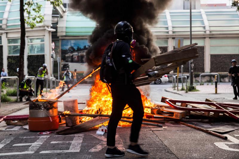 颜色革命之祸 | 港版颜色革命 掉入西